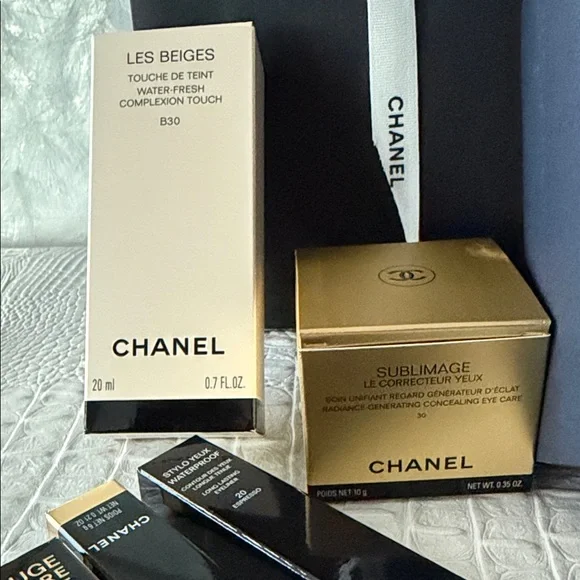 Chanel Gift bag , box, Camelia flower, ribbon. Decorative Set - Picture 5 of 13